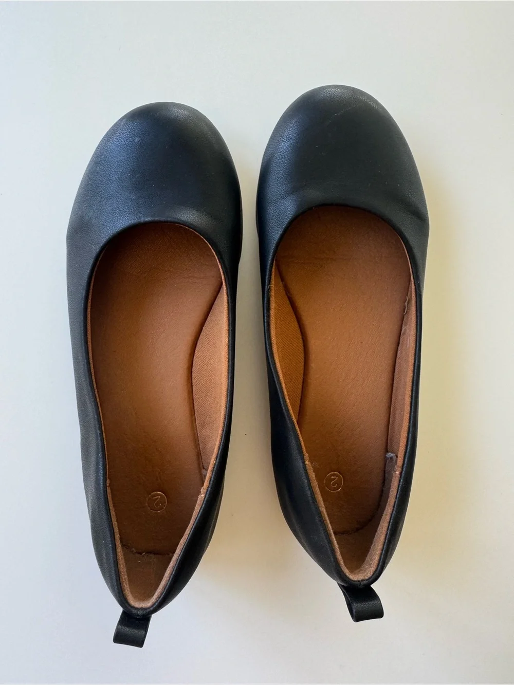 Amazon Kids Black Ballet Flats with Brown Insole girls size 2